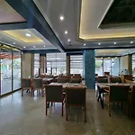 Hotel Perlo Hotel City 3*