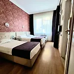 Perlo Hotel City Hotel 3*